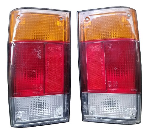 Par Lanterna Traseira Fiat 147 Pickup City Original Arteb Ambos Lados Tricolor