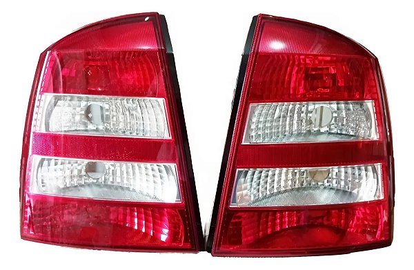 Par Lanterna Traseira Gm Astra Sedan 03 / 11 Original Arteb Esquerdo Bicolor Original