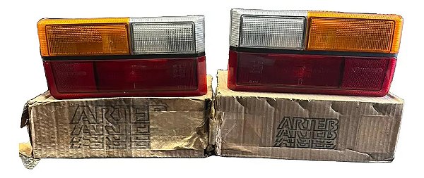 Par Lanterna Traseira Gol Gt 86 Arteb Logo Vw Hella Original Direito/passageiro Tricolor Friso Preto