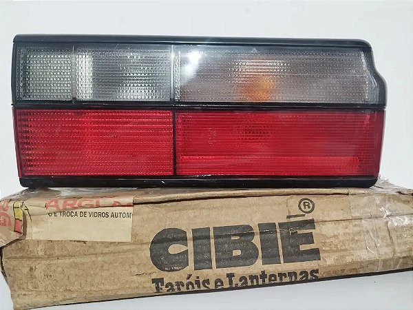 Lanterna Traseira Voyage 91 / 94 Sport Fumê Original Cibie  Direito Bicolor Fumê