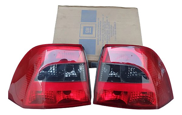 Par Lanterna Traseira Gm Vectra 00 / 05 Fumê Original Arteb  Direito Fumê