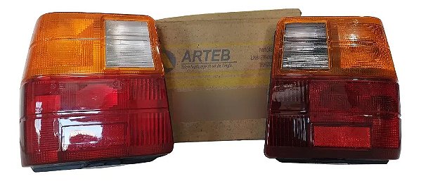 Par Lanterna Traseira Uno 84 / 93 Original Arteb Logo Fiat  Esquerdo Tricolor