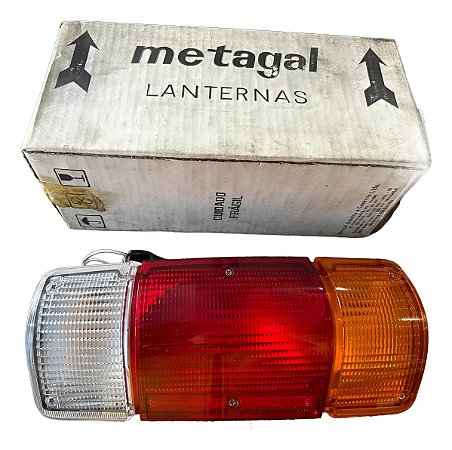 Lanterna Traseira D20 91 / 95 Original Logo Gm Metagal Esquerdo/motorista Tricolor Logo Gm