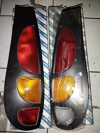 Par Lanterna Traseira Fiat Marea Weekend Turbo Hlx Original  Direito Original