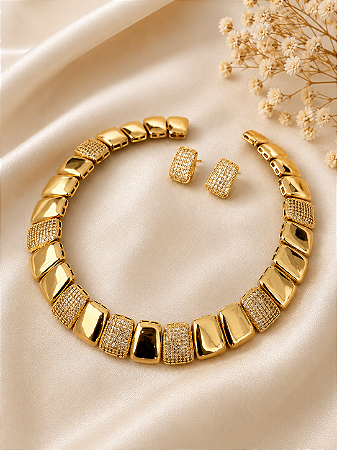 Conjunto Aro Cravejado com Zircônia Folheado a Ouro 18K