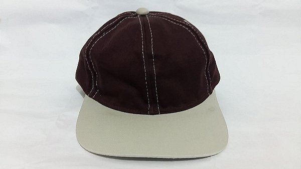 Boné tradicional cor marrom com bege Tamanho Jovem e Infantil