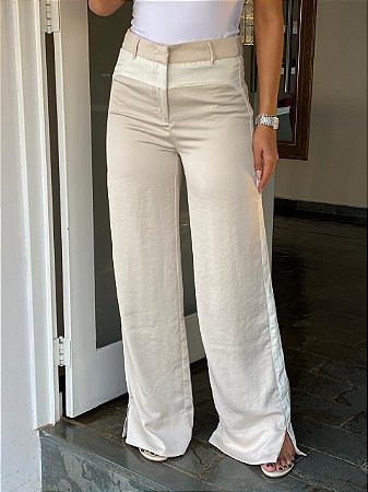 calça pantalona está na moda