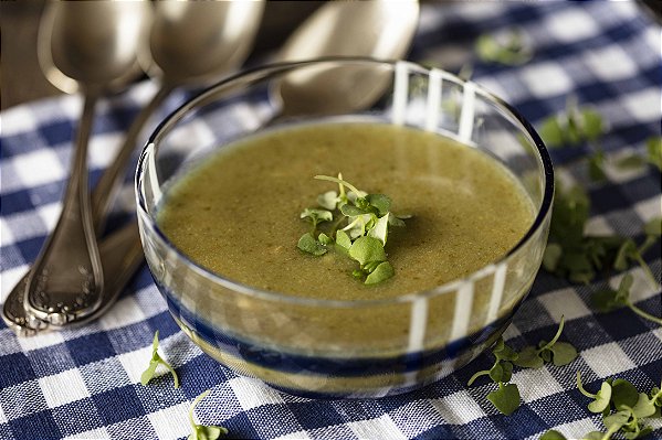 Sopa de Couve-flor com cogumelos frescos