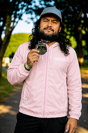 Jaqueta Corta Vento Rosa Pera com Capuz Repelente a água