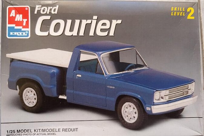 Ford Courier - escala 1/25 - AMT