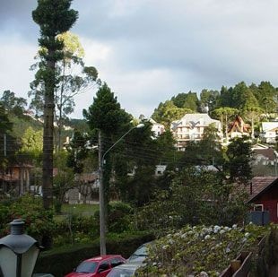 Campos do Jordão - Semana Santa- 4 dias / Entrada R$ 213,60 + 9 X R$174,04