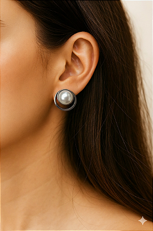 Brinco Prateado com Perola Aço Inoxidável