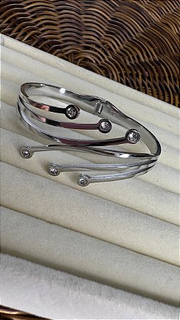 Bracelete Riscado com Pedrinhas Sofisticação e Brilho para o Seu Look