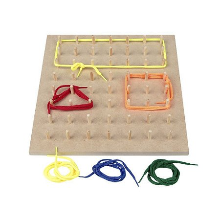 Brinquedo Educativo Geoplano 56 Pinos Com Cadarços - Carlu Selecione:Colorido