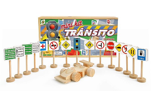 Brinquedo Educativo Mini Kit De Transito Com 14 Placas 1 Semáforo E 1 Carrinho De Madeira