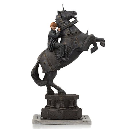 Ron Weasley at the Wizard Chess Deluxe - Harry Potter - Art Scale 1/10 - Iron Studios