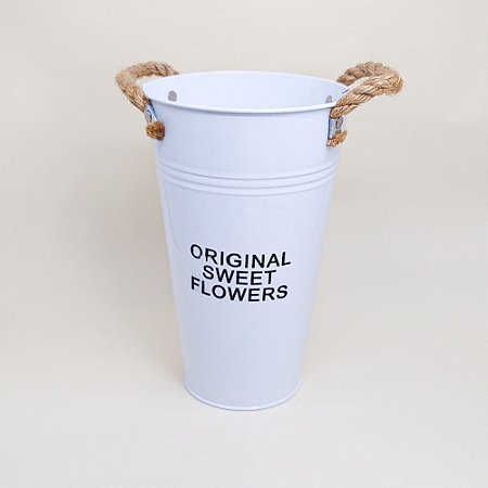 Cachepo Branco com Alça de Corda