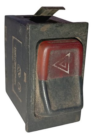 Botão Pisca Alerta Vw Gol Quadrado 89/98 Original Usado