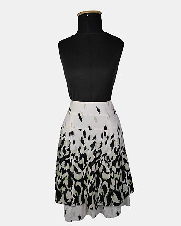 Saia Evasê branca Estampada M