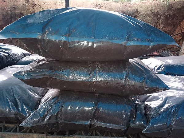 Terra Vegetal adubada  10 KILOS
