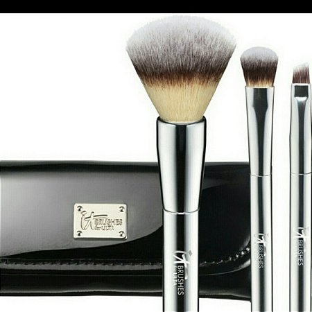 It Cosmetics Your Beautiful Basics 3-pc Face and Eye Travel Brush Set