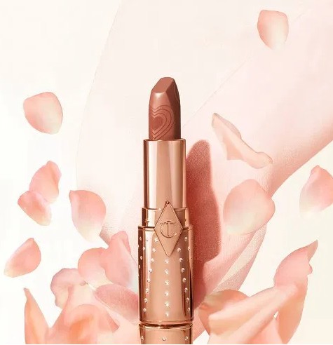 Nude Romance - peachy nude Charlotte Tilbury K.I.S.S.I.N.G Lipstick - Look of Love Collection