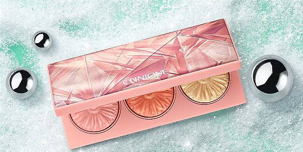 CLINIQUE Paleta Blush e Iluminador Cheek Pop (Cheek Pop™ na cor Ballerina Pop, 7g Cheek Pop™ Pearl na cor Coral Pop, 7g Cheek Pop™ Highlighter na cor Gold Celebration Pop, 3g)