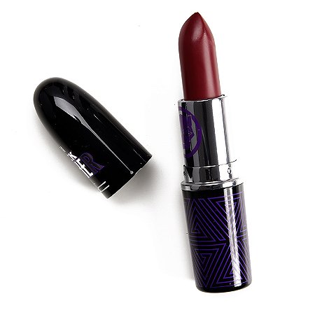 Dora Milaje batom MAC LIPSTICK matte