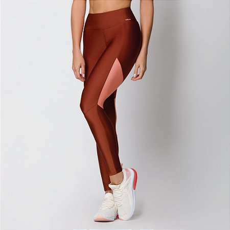 LEGGING COM RECORTE