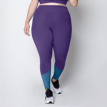 LEGGING COM RECORTE PLUS SIZE