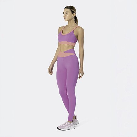 LEGGING COM RECORTE