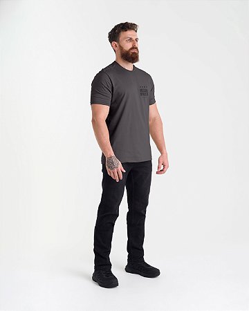 CAMISETA INVICTUS MISSION MINDED CHUMBO