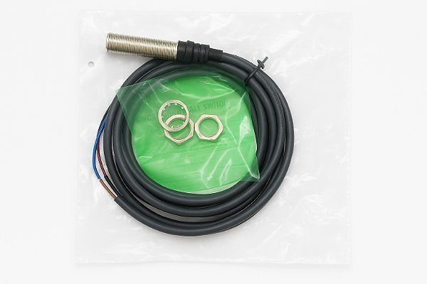 SENSOR  MAGNETICO CXY12-10LA