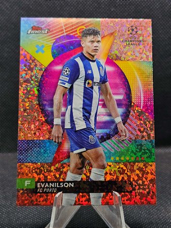 Topps Finest UEFA Rose Gold Speckle 2023-24 EVANILSON #/50