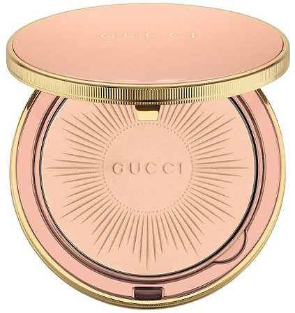 Gucci Mattifying Face Powder with 18-Hour Wear