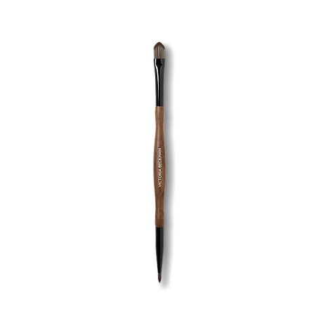 Victoria Beckham 11. Conceal & Detail Brush