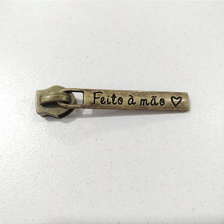 CURSOR N°5 - RETO COM FRASE  ''FEITO Á MÃO'' - OURO VELHO