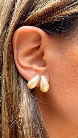 Brinco Gota de Orvalho 16mm – Banho de Ouro 18K