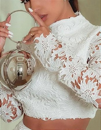 Conjunto Branco em Guipir