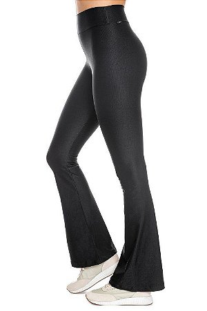 calça flare fitness