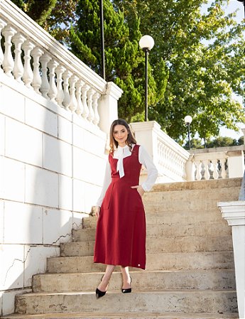Vestido em Alfaiataria  Resende Valentina Sirrah Cherry