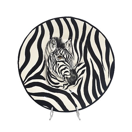 Prato raso amassado com desenho de zebra