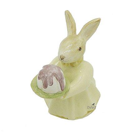 Mini Coelha de cerâmica com Bolo Zanatta Casa