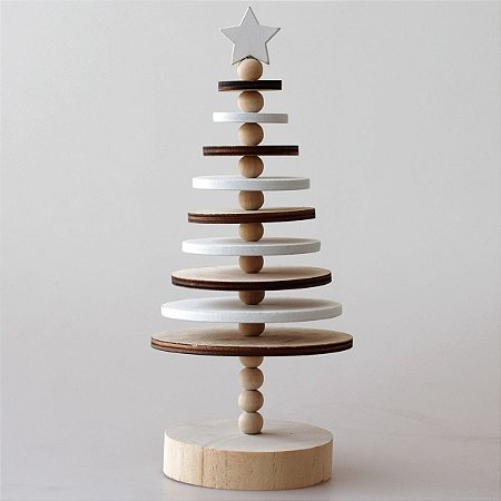 Árvore de Natal de madeira - Marmelo Casa e Decoração