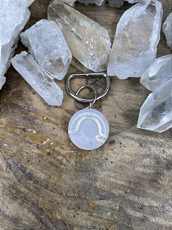 Pingente Alegria (PET) para limpeza energética com a vibração da Reprogramação Quântica Celular (RQC) Nível 1.