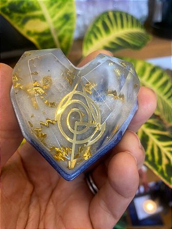 Coração de Orgonite RQC A AURA DO AMOR