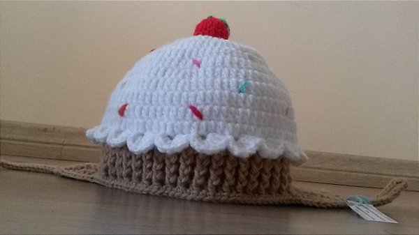 Touca cupcake de crochê
