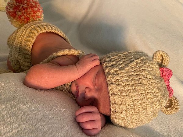 Conjunto newborn crochê ursinha