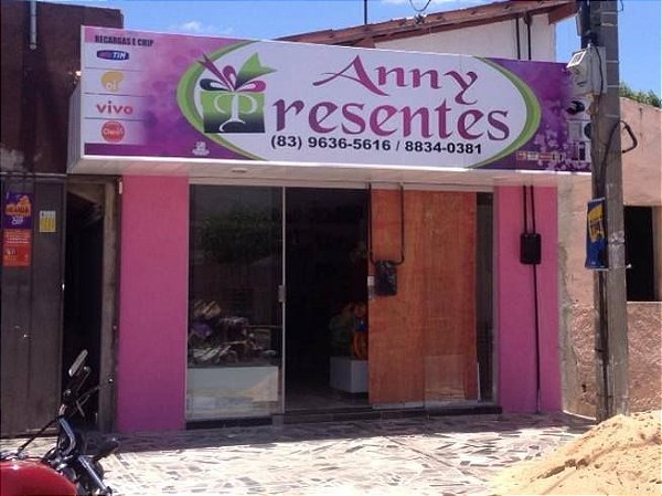 FACHADA ANNY RESENTES
