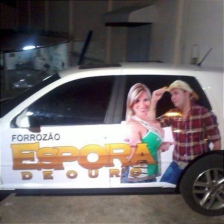 ADESIVAGEM DE VEÍCULOS